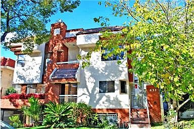 3rd image of 431 W Lexington Dr Unit 1
