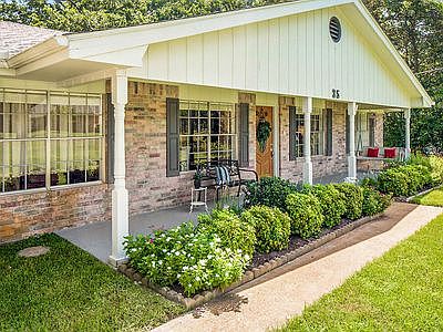 5th image of 35 Lakeland Dr