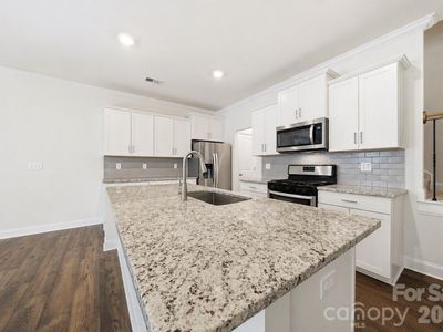 741 Little Bluestem Dr, Lake Wylie, SC, 29710