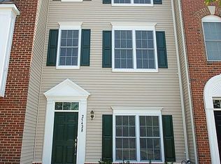 25428 S Riding Blvd, South Riding, VA 20152