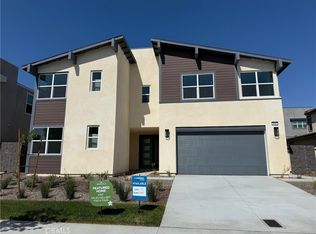 4811 Swallowtail Ln, Fontana, CA 92336