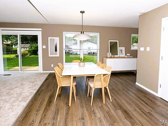 3rd image of 4221 Meadowgreen Trails Dr
