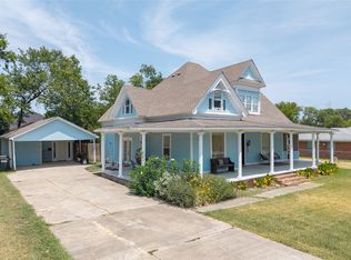 605 E 9th St, Kemp, TX 75143
