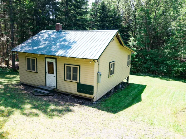 84 Mountain Road, Presque Isle, ME 04769