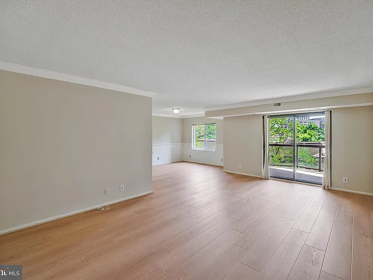 8360 Greensboro Dr #208 — Photo 12