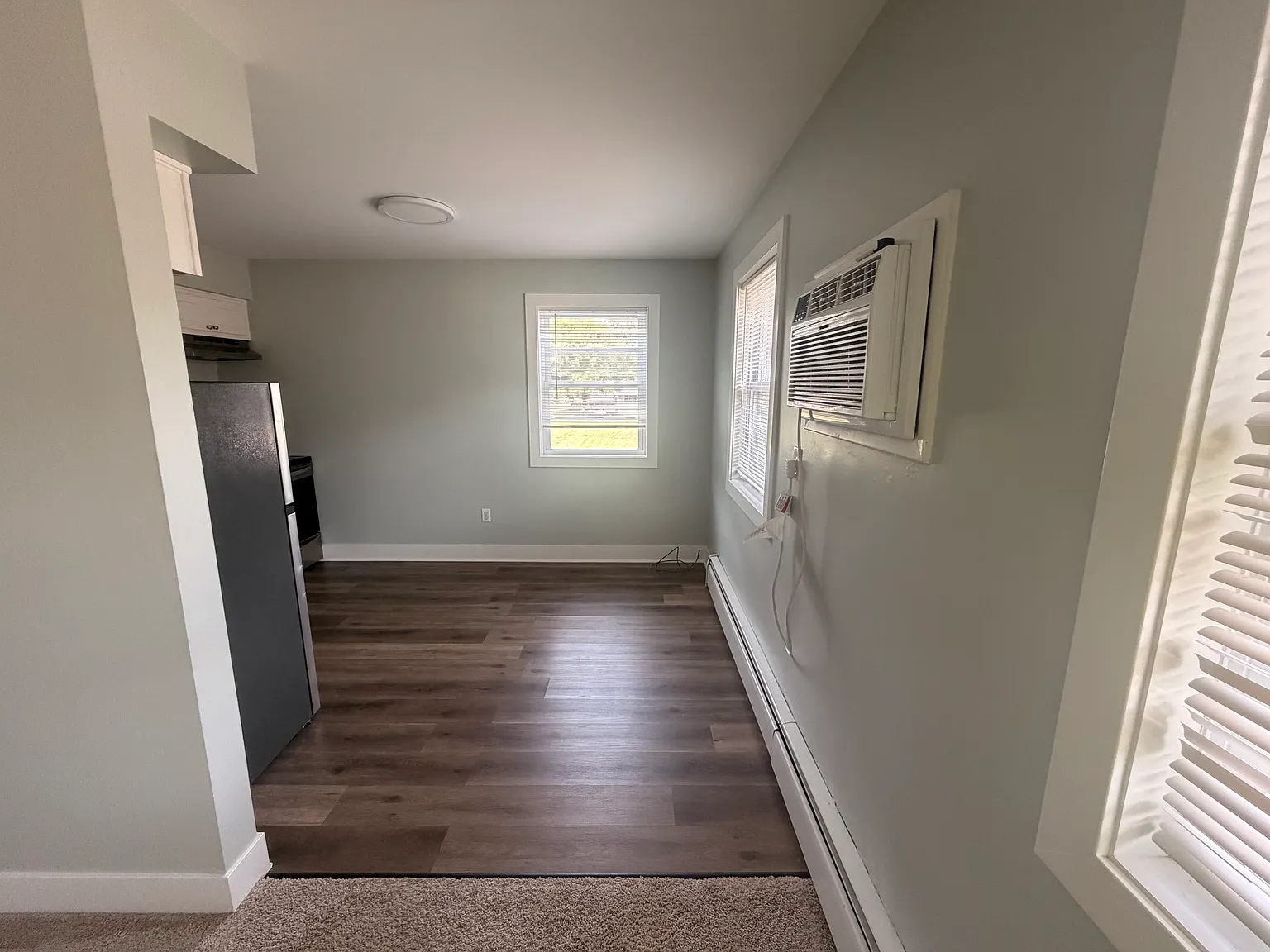 2 bed, 950 sqft, $1,345 — Photo 4