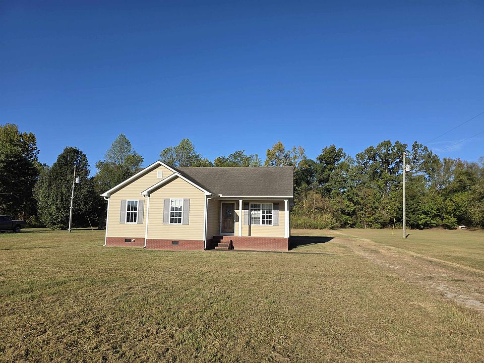 1st image of 373 Chris Ln S