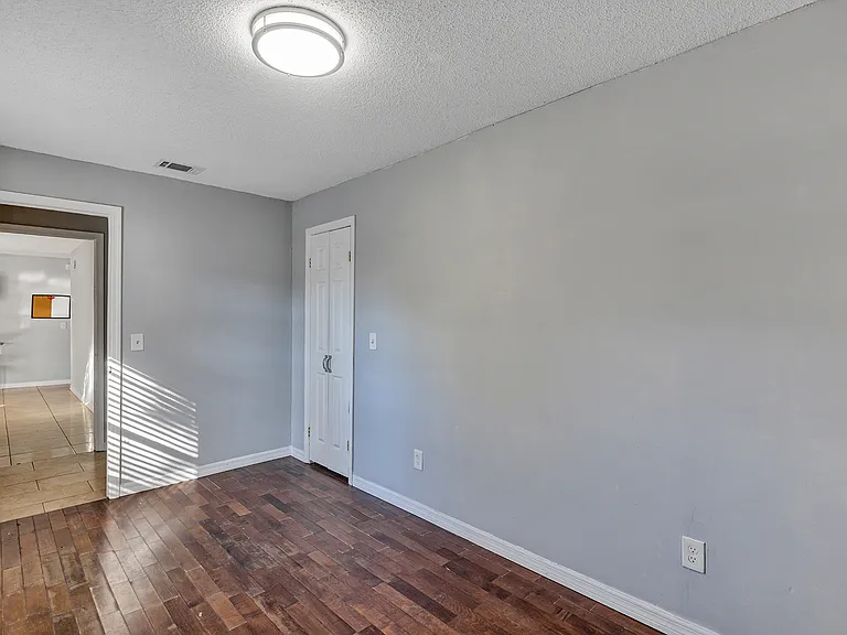 2474 Rouse Rd — Photo 7