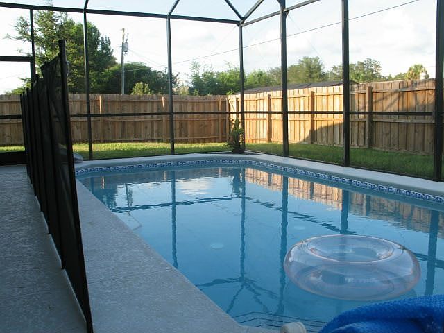2nd image of 2055 Kingswood Ave