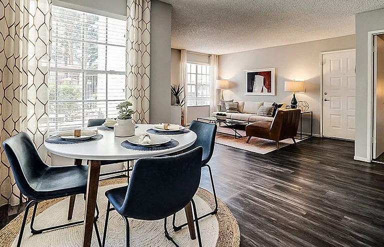 Bella Solara Apartment Homes — Photo 10