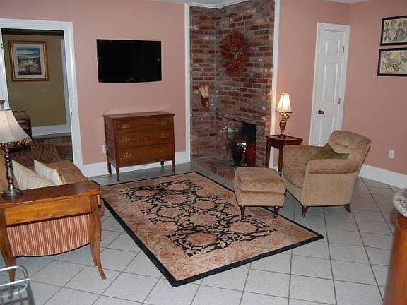 Kitchen family room