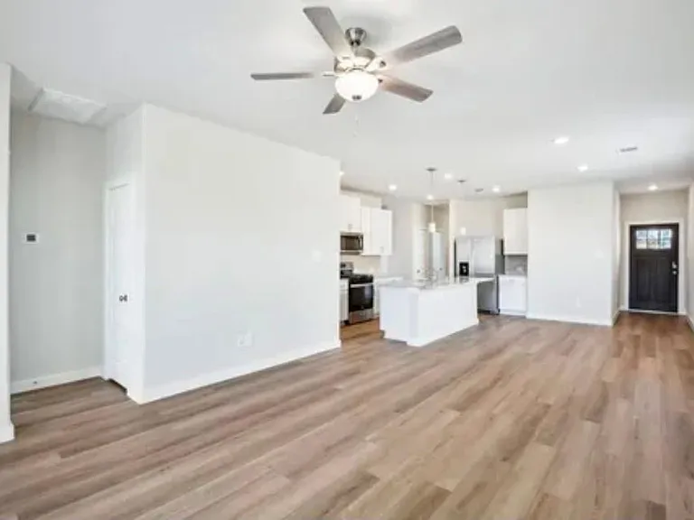 9450 Herons Preserve — Photo 5