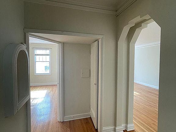 4th image of 2340 Pacific Ave #210