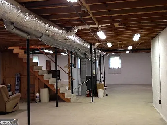 145 Redwood Cir — Photo 27