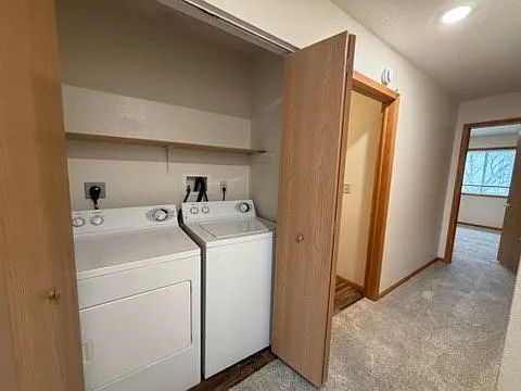 Westlake Townhomes Apartments — Photo 7