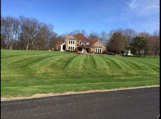 W275S3428 Marmaduke Ct, Waukesha, WI 53189