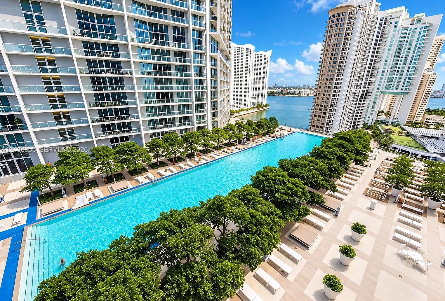 Icon Brickell No Two — Photo 1