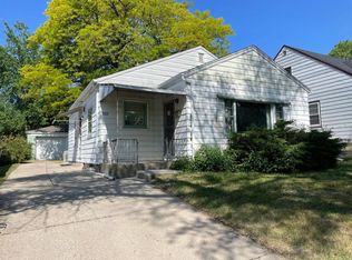 523 N 90th St, Milwaukee, WI 53226