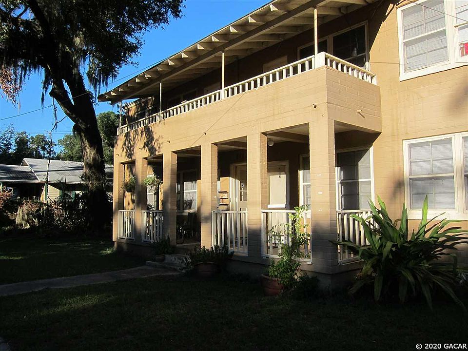 1st image of 311 SE 8th St #3