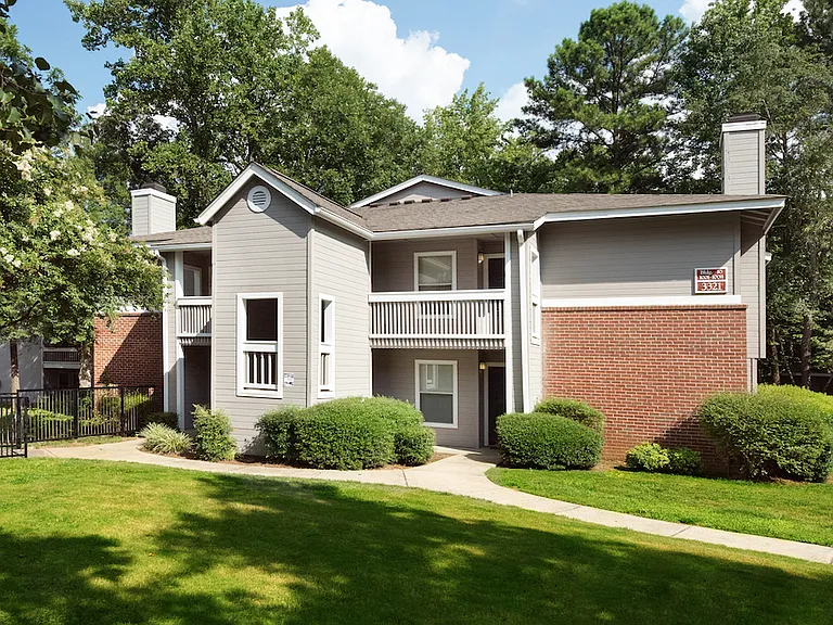 HillRock Estates — Photo 19