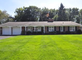 44385 Harmony Ln, Van Buren Township, MI 48111