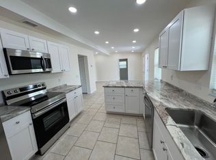 3258 Crestwood Dr, Pt Charlotte, FL 33952