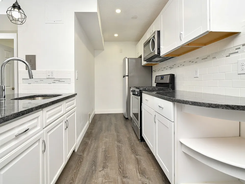 800 Hyde Park Ave #37