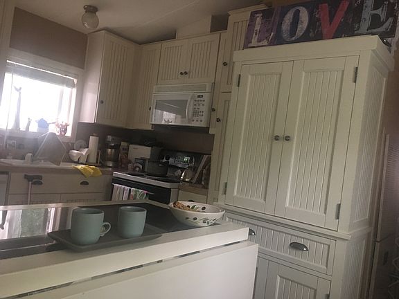 3rd image of 10414 Peacock Hill Ave Space 5