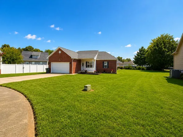 104 Nesting Ct, Hopkinsville, KY 42240