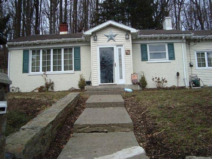 898 Graham St, Fountain Hill, PA 18015 Zillow