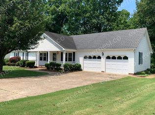 191 Mountain Brook Dr, Ringgold, GA 30736