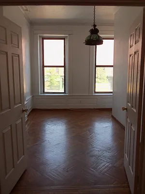 Rented by R & E Real Estate Management Co Inc | media 19