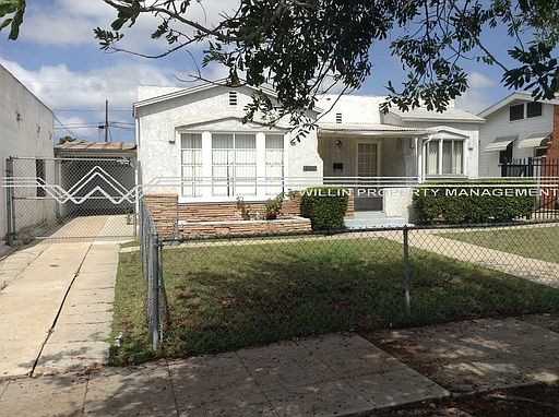 1st image of 4022 35th St