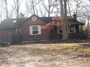 16 Overhill Rd, Mount Laurel, NJ 08054