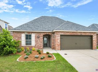 6251 Lake Edge Dr, Baton Rouge, LA 70820