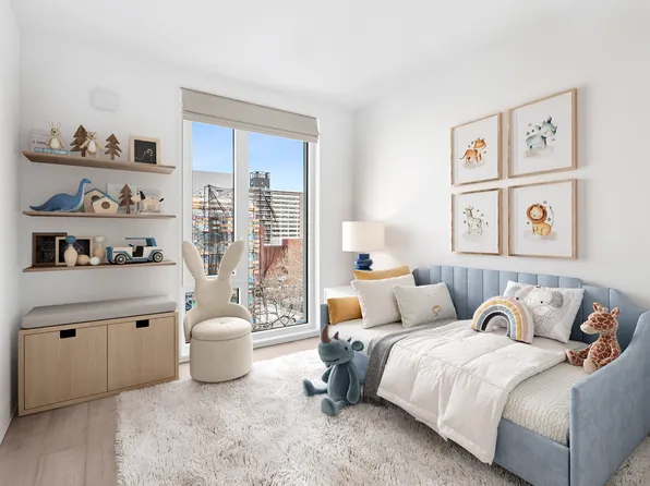 625 New York Avenue image 6 of 15