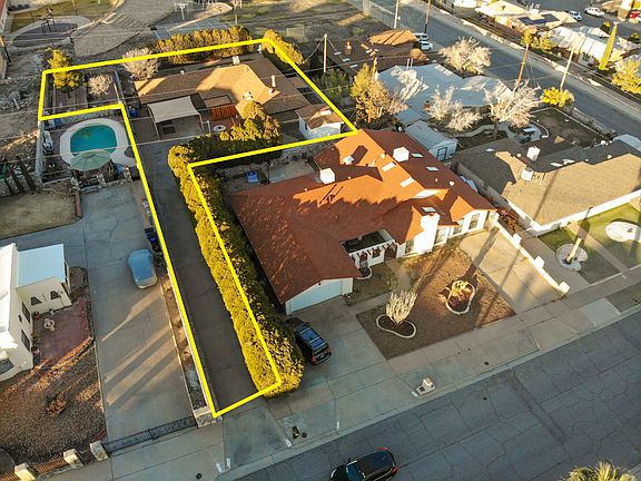 4th image of 3817 Skyline Ave