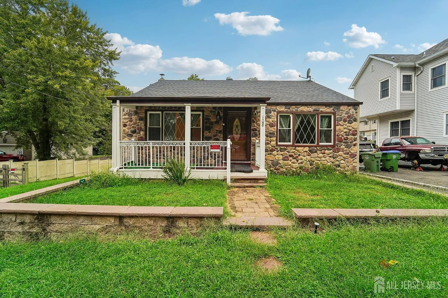 2 bed, 1.0 bath, $2,650 — Photo 1