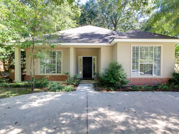 909 Wesley Ave, Mobile, AL 36609