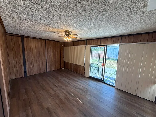 322 Magnolia Ave — Photo 13