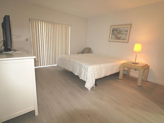 2nd image of 4013 N Ocean Dr APT 106
