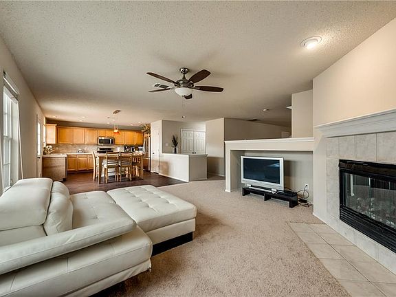 5th image of 5436 Sabine Ln