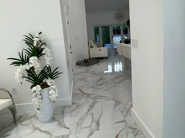 11500 SW 153rd Ave — Photo 2