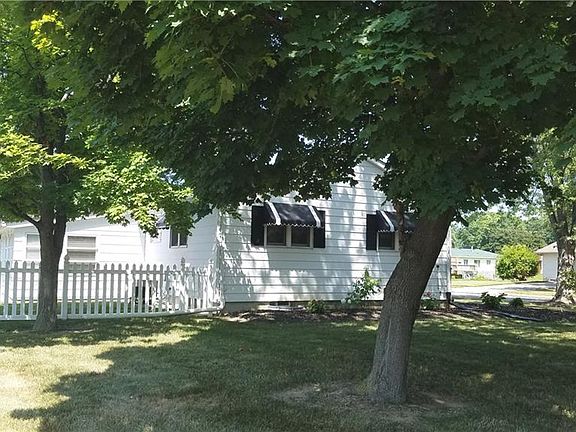 4th image of 4108 Marshall Ave