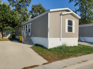 38082 Versailles St, Clinton Township, MI 48038