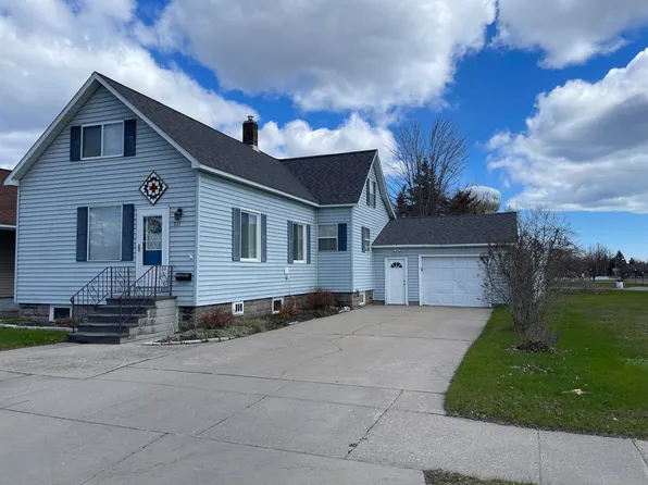 711 River St, Alpena, MI 49707