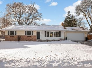 1252 Highview Dr, New Brighton, MN 55112