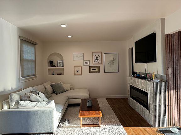 4th image of 516 S 10th St