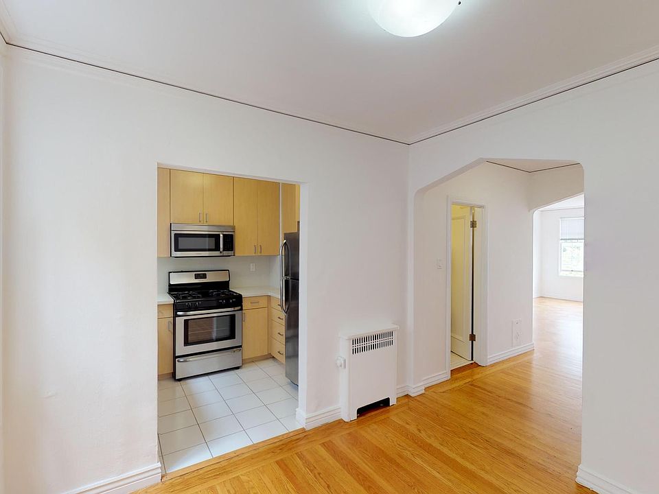 Updated kitchen with SS appliances