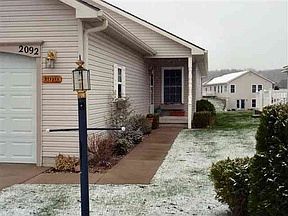 3rd image of 2092 Landview Dr